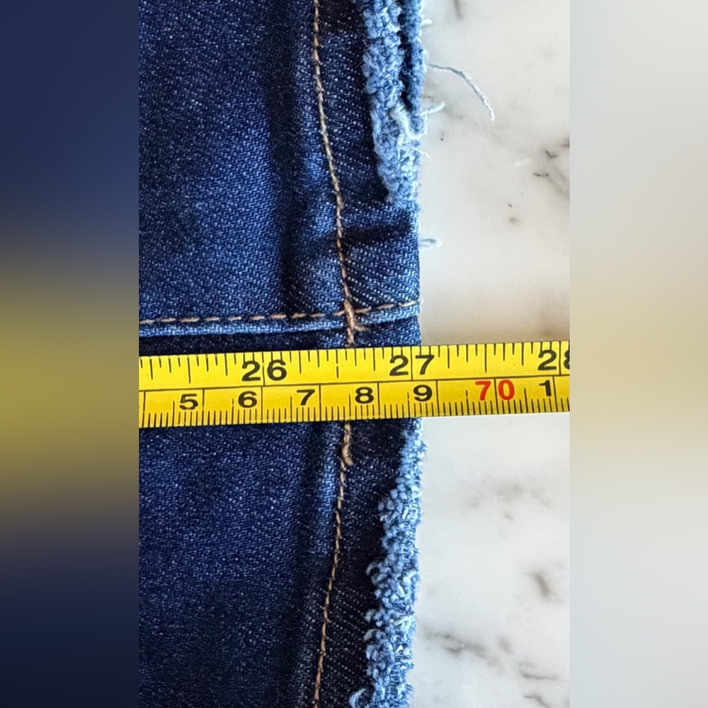 NWT RISEN High-Rise Crop Straight Jeans w/ Distressed Raw Hem Dark Blue 13/31 - Picture 11 of 16